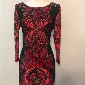 Long Sleeve Fitted Dress. Black & Pink. Size Small